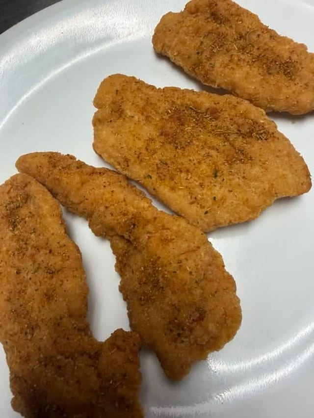Chicken Masala Tenders (4) with Fries.